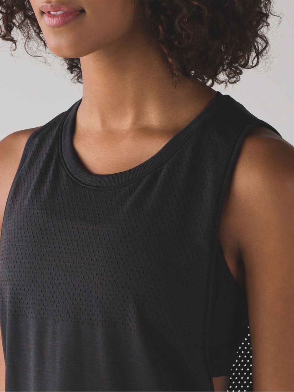 Lululemon Breeze By Muscle Black  Mesh Tank